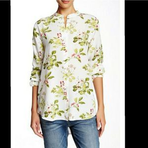 Equipment Henri collarless silk blouse